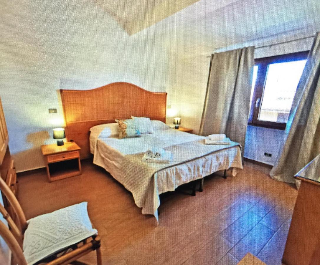 Le Camere Sul Porto Palau Extérieur photo
